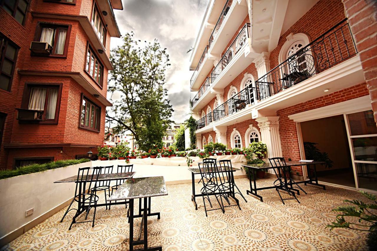 Dom Himalaya Hotel Katmandú Exterior foto